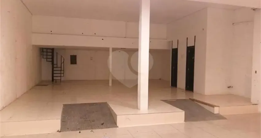 Apartamento para alugar na Rua Barão de Itapetininga, 87, República, São Paulo