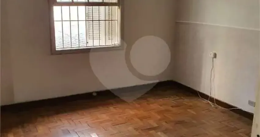 Casa com 3 quartos para alugar na Rua Edson, 100, Campo Belo, São Paulo
