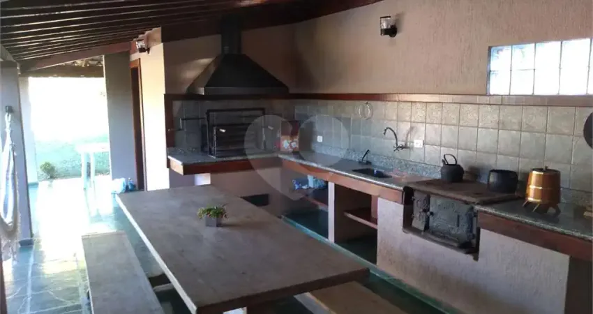 Casa com 2 quartos à venda na Rua José de Assis Gonçalves, 245, Portal São Marcelo, Bragança Paulista