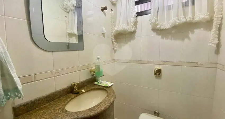 Casa com 3 quartos à venda na Rua Florinéia, 376, Água Fria, São Paulo