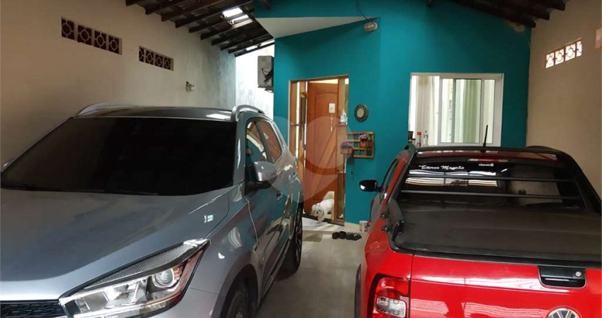 Casa com 3 quartos à venda na Rua Octávio Félix de Oliveira, 41, Jardim Olívio Moro, Várzea Paulista