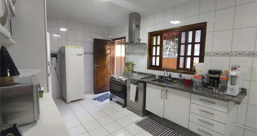 Casa com 3 quartos à venda na Rua Maria Lúcia Duarte, 528, Vila Pirituba, São Paulo