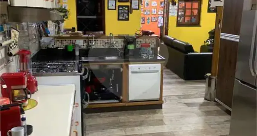 Casa com 3 quartos à venda na Rua Murilo Furtado, 552, Parque Vitória, São Paulo