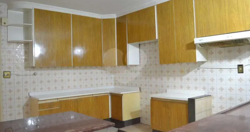 Casa com 3 quartos à venda na Rua Manuel Gaya, 1857, Vila Mazzei, São Paulo