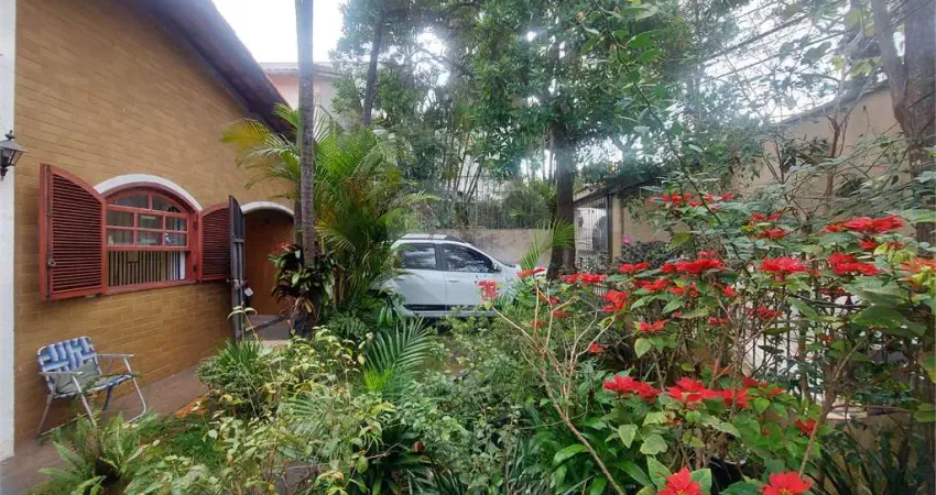 Casa com 5 quartos à venda na Rua Tuparaí, 202, Cidade Vargas, São Paulo