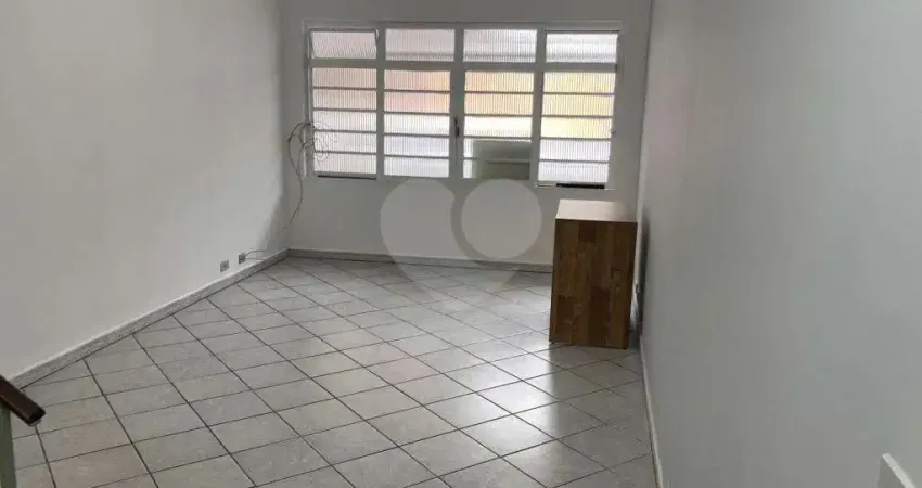 Casa com 3 quartos à venda na Rua Ailson Simões, 421, Cupecê, São Paulo