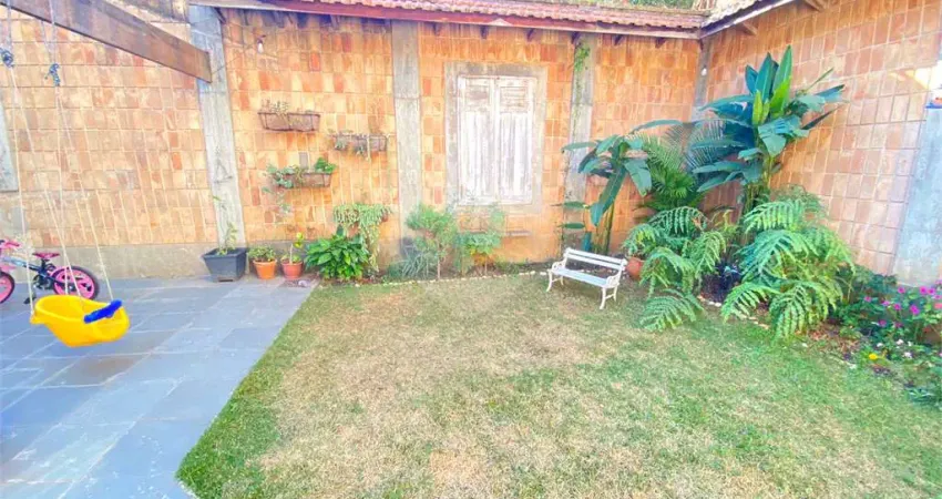 Casa com 4 quartos à venda na Rua São Miguel do Araguaia, 230, Vila Galvão, Guarulhos