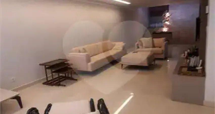 Casa com 3 quartos à venda na Rua Santo Antônio, 230, Vila Galvão, Guarulhos