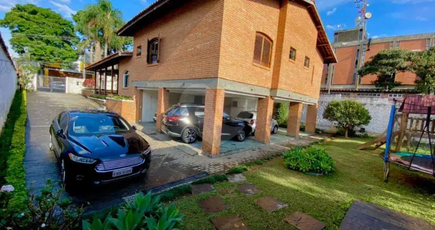 Casa com 4 quartos à venda na Rua Belo Horizonte, 250, Centro, Embu das Artes