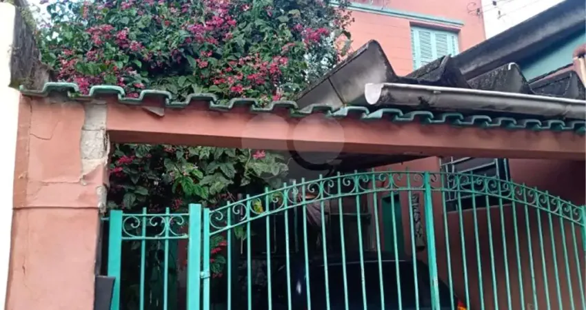 Casa com 3 quartos à venda na Rua Alfredo Albertini, 307, Marapé, Santos