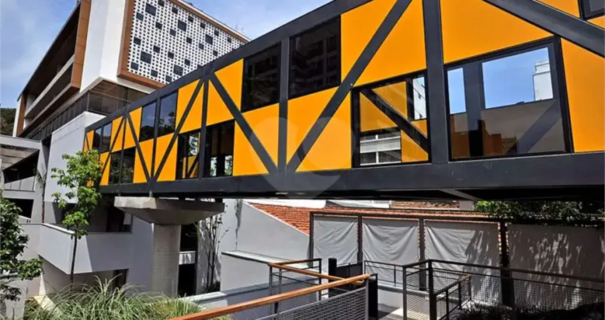 Sala comercial para alugar na Rua Bruxelas, 188, Sumaré, São Paulo