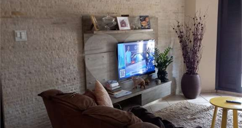 Casa com 4 quartos à venda na Rua Dirceu Rocha Dias, 228, Jardim City, Guarulhos