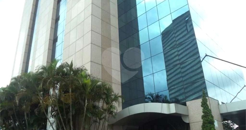 Casa comercial para alugar na Avenida Eusébio Matoso, 1375, Pinheiros, São Paulo