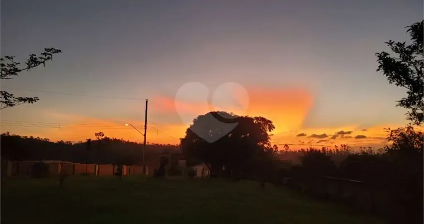 Chácara / sítio com 5 quartos à venda na Rua José Martins de Siqueira, 120, Sabaúna, Mogi das Cruzes