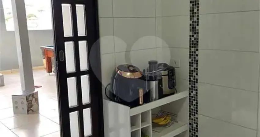Casa com 3 quartos à venda na Rua Jaú, 251, Santo Antônio, Osasco