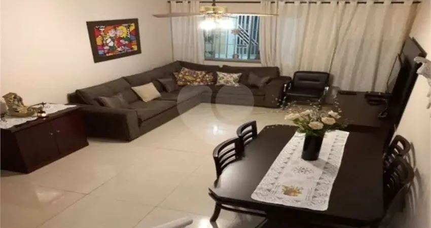 Casa com 2 quartos à venda na Rua Franz Alt, 111, Jardim Santa Emília, São Paulo
