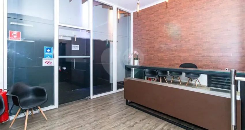 Barracão / Galpão / Depósito à venda na Rua Siqueira Bueno, 1334, Belenzinho, São Paulo