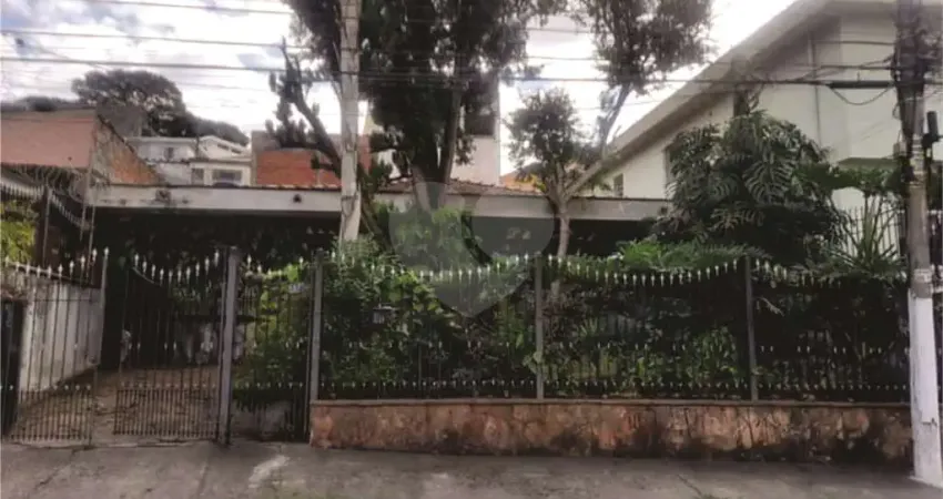 Casa com 4 quartos à venda na Rua Sousa Filho, 637, Vila Santa Delfina, São Paulo