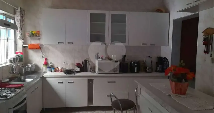 Casa com 6 quartos à venda na Rua São Judas Tadeu, 176, Jardim Silveira, Barueri