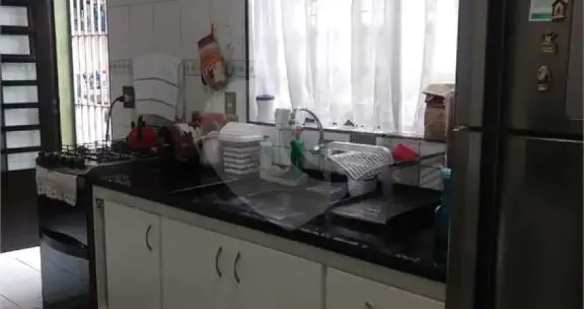 Casa com 3 quartos à venda na Rua Cânhamo do Canadá, 142, Jardim Fernandes, São Paulo