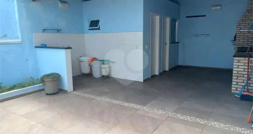 Casa com 3 quartos à venda na Rua Antônio Guganis, 314, Jardim São Paulo (Zona Norte), São Paulo