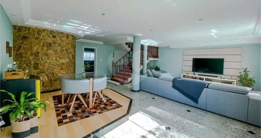 Casa com 4 quartos à venda na Rua Cecília, 534, Vila Esperança, São Paulo