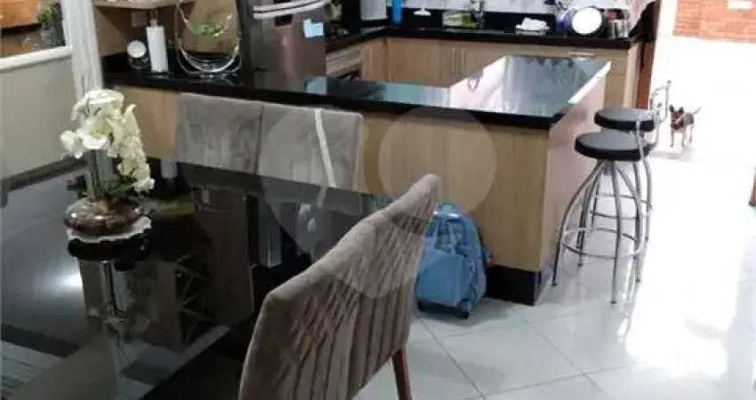 Casa com 3 quartos à venda na Rua José de Moura Cintra, 77, Jaraguá, São Paulo