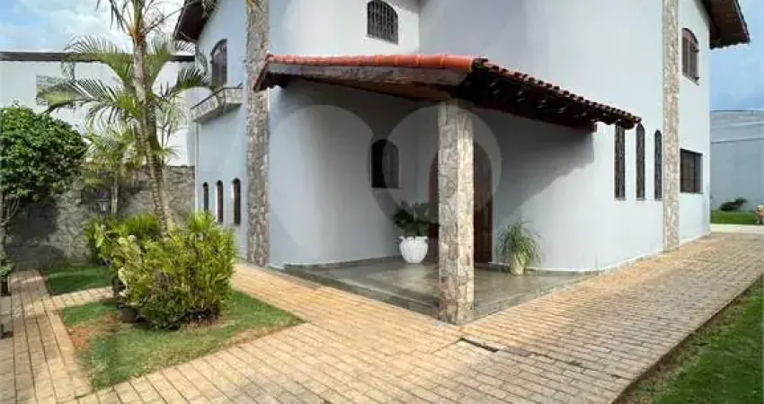 Casa com 3 quartos à venda na Avenida João Neri de Carvalho, 374, Vila Rosária, São Paulo