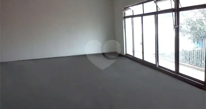 Casa com 3 quartos à venda na Rua Avelino Lopes, 359, Centro, Osasco