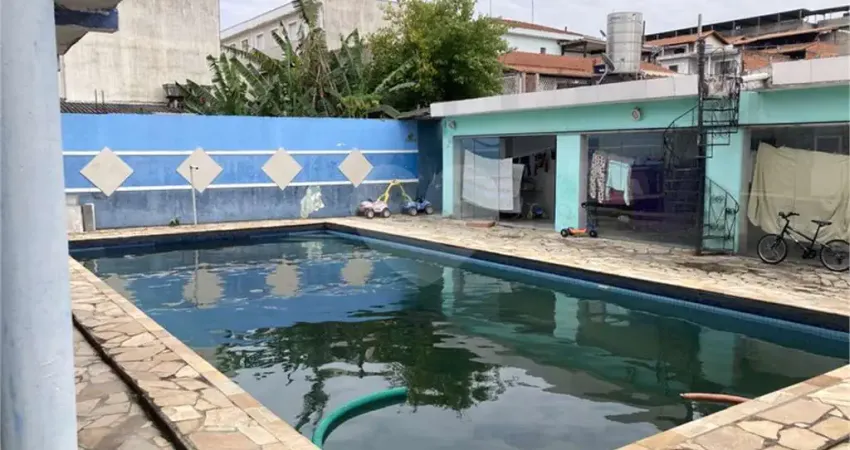 Terreno à venda na Rua Guarás, 15, Vila Araguaia, São Paulo