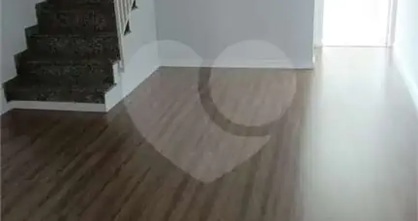 Casa com 3 quartos à venda na Avenida Milton, 514, Vila Galvão, Guarulhos
