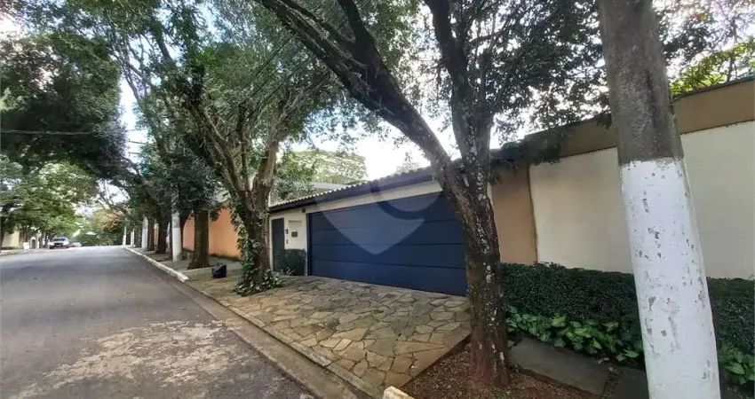 Casa com 3 quartos para alugar na Rua Sônia Ribeiro, 1062, Campo Belo, São Paulo