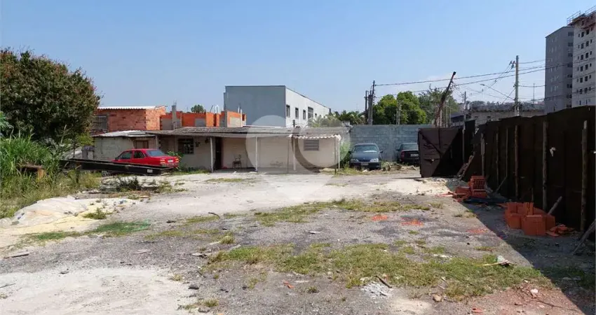 Terreno à venda na Rua Mário Regallo Pereira, 187, Jardim Gilda Maria, São Paulo