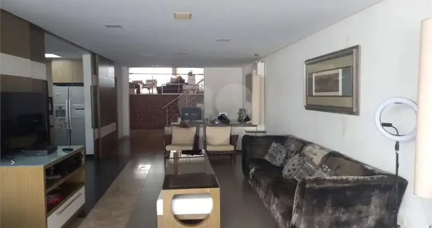 Casa com 3 quartos à venda na Rua Careaçu, 256, Jardim Franca, São Paulo
