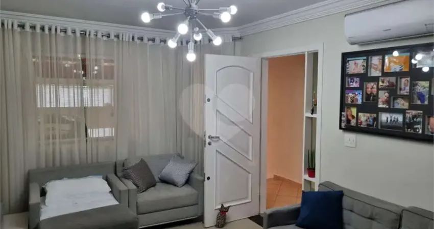 Casa com 4 quartos à venda na Rua Dutra e Melo, 48, Vila Vitório Mazzei, São Paulo