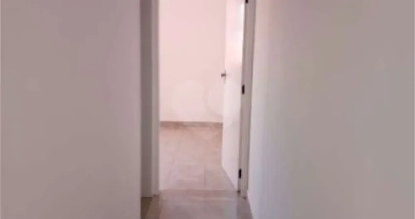 Casa com 3 quartos à venda na Rua Quatinguaba, 27, Vila Marieta, São Paulo