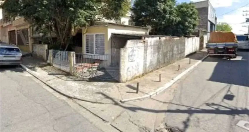 Terreno à venda na Rua das Esterlinas, 79, Parque dos Bancários, São Paulo