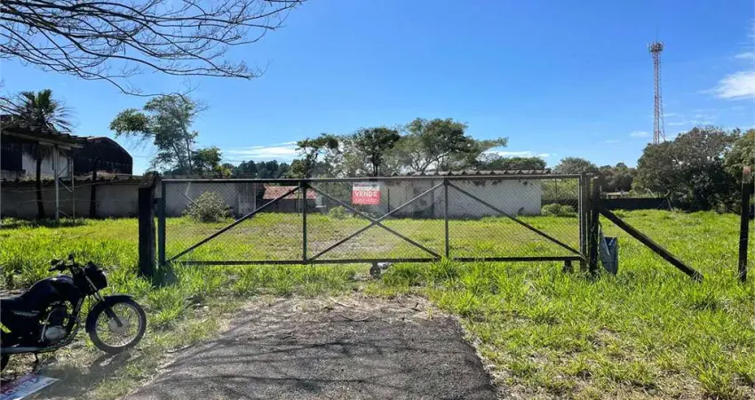 Terreno em condomínio fechado à venda na Rua Rio Grande, 2, Jardim Jóckei Club A, São Carlos