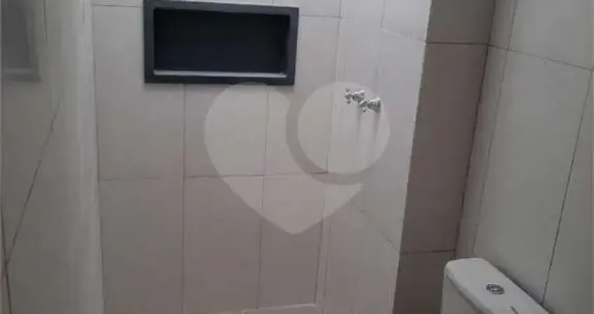 Casa com 2 quartos à venda na Rua Barlavento, 37, Vila Divina Pastora, São Paulo