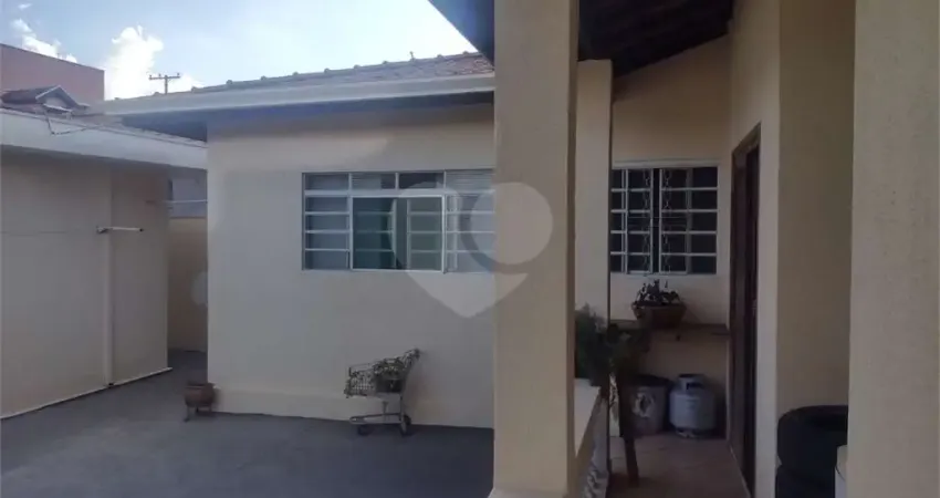 Casa em condomínio fechado com 4 quartos à venda na Rua Abrahão João, 750, Jardim Bandeirantes, São Carlos