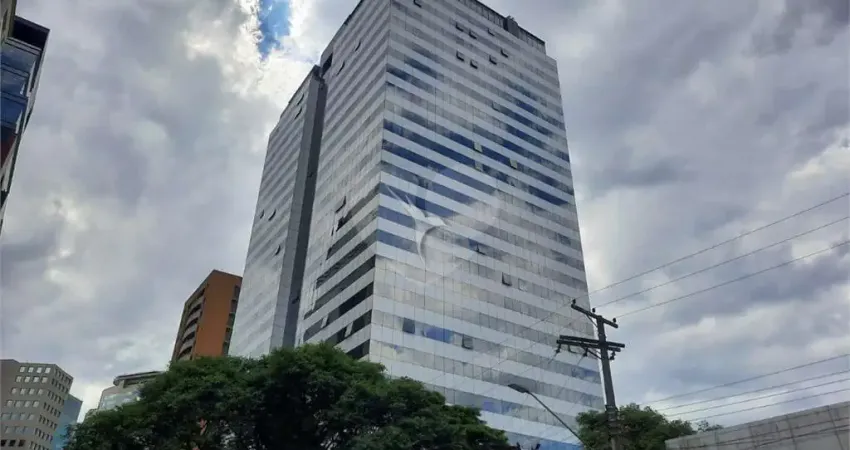 Sala comercial para alugar na Avenida Copacabana, 325, Dezoito do Forte Empresarial/Alphaville., Barueri
