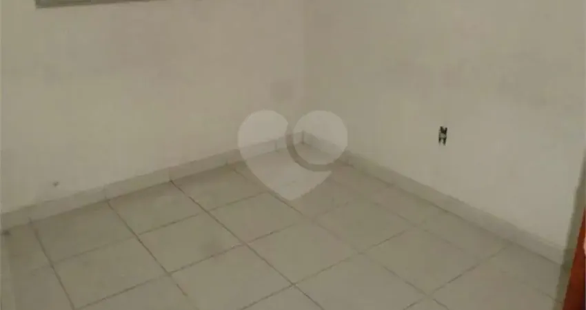 Casa com 6 quartos à venda na Rua Ana Essipova, 524, Parque dos Bancários, São Paulo