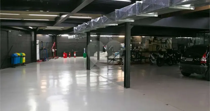 Barracão / Galpão / Depósito à venda na Rua Bom Pastor, 2795, Ipiranga, São Paulo