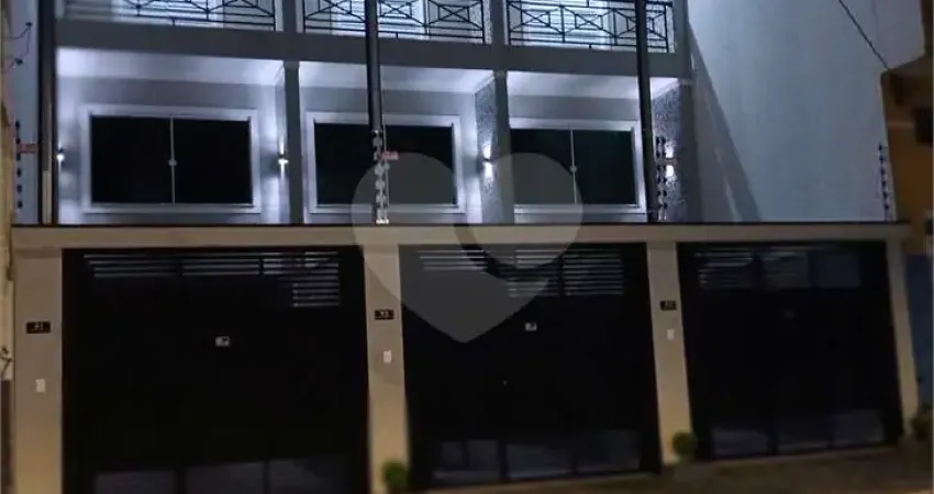 Casa com 3 quartos à venda na Rua Parambú, 93, Parque Vitória, São Paulo