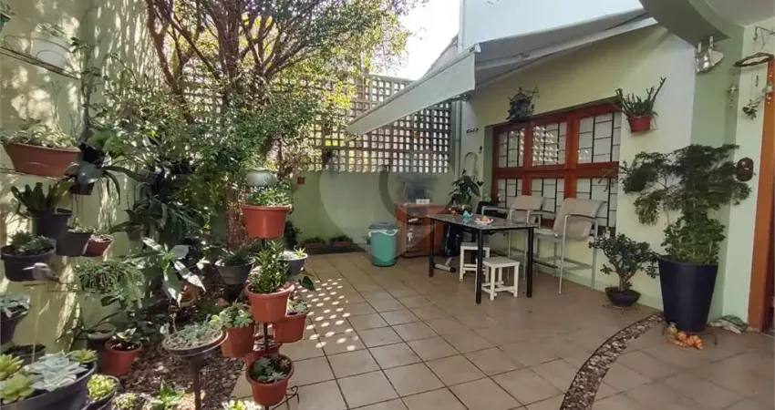Casa com 4 quartos para alugar na Rua Ingles de Sousa, 55, Jardim da Glória, São Paulo