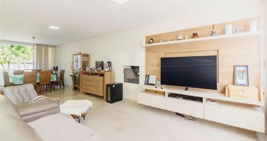 Casa em condomínio fechado com 4 quartos à venda na Rua Francisco Narcizo, 100, Tremembé, São Paulo