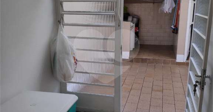 Casa com 3 quartos à venda na Rua Francisco Escobar, 161, Imirim, São Paulo