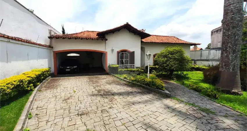 Casa com 3 quartos à venda na Avenida Frederico Straube, 1000, Vila Oliveira, Mogi das Cruzes