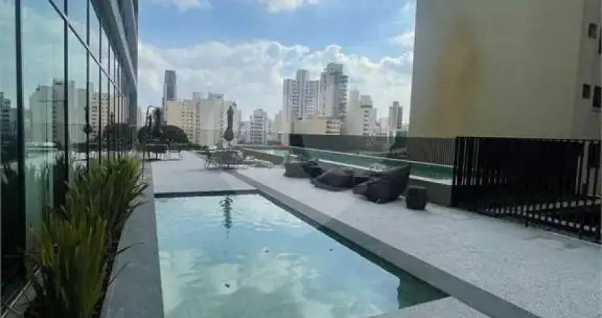 Apartamento com 3 quartos à venda na Rua João Moura, 502, Pinheiros, São Paulo