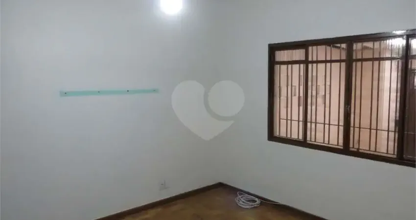Casa com 3 quartos à venda na Rua Mário Rodrigues, 181, Vila Cleonice, São Paulo